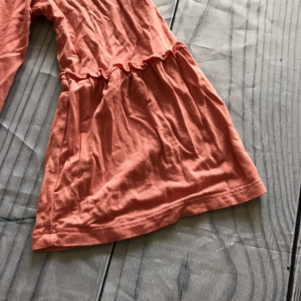 𝅺✅HOST Pick✅ Xhilaration Bell Sleeve Top, XS - Picture 4 of 6